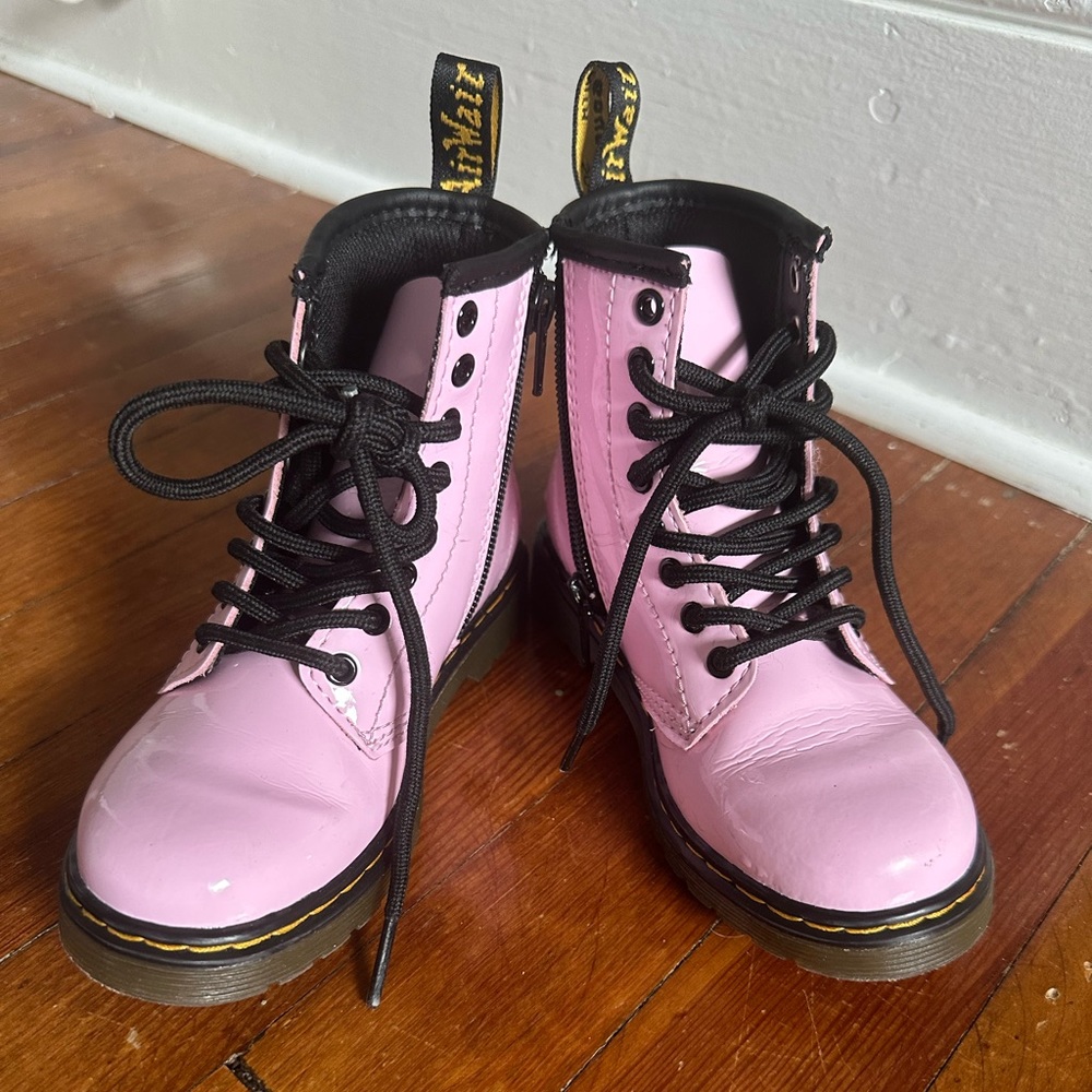 Dr. Martens- Kids' 1460 Combat Boot